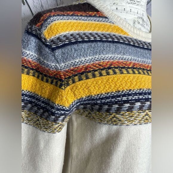 Fairwhale Cozy Cabin Crewneck Sweater S - Picture 3 of 8